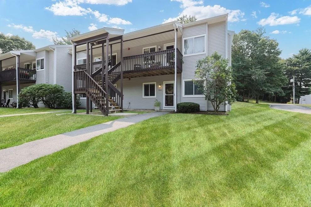 Unit for sale at 706 Park Place, Raynham, MA 02767