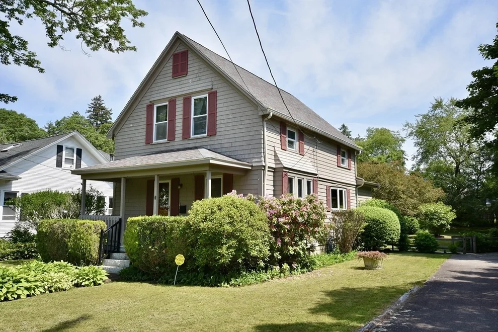 Unit for sale at 7 Knowles Ave, Wareham, MA 02571