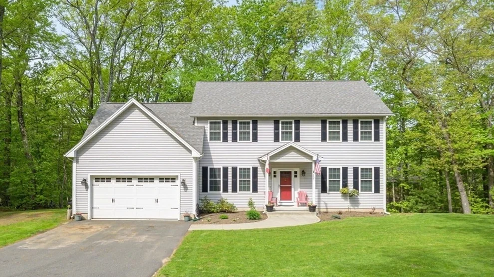 Unit for sale at 107 Cross Rd, Holyoke, MA 01040