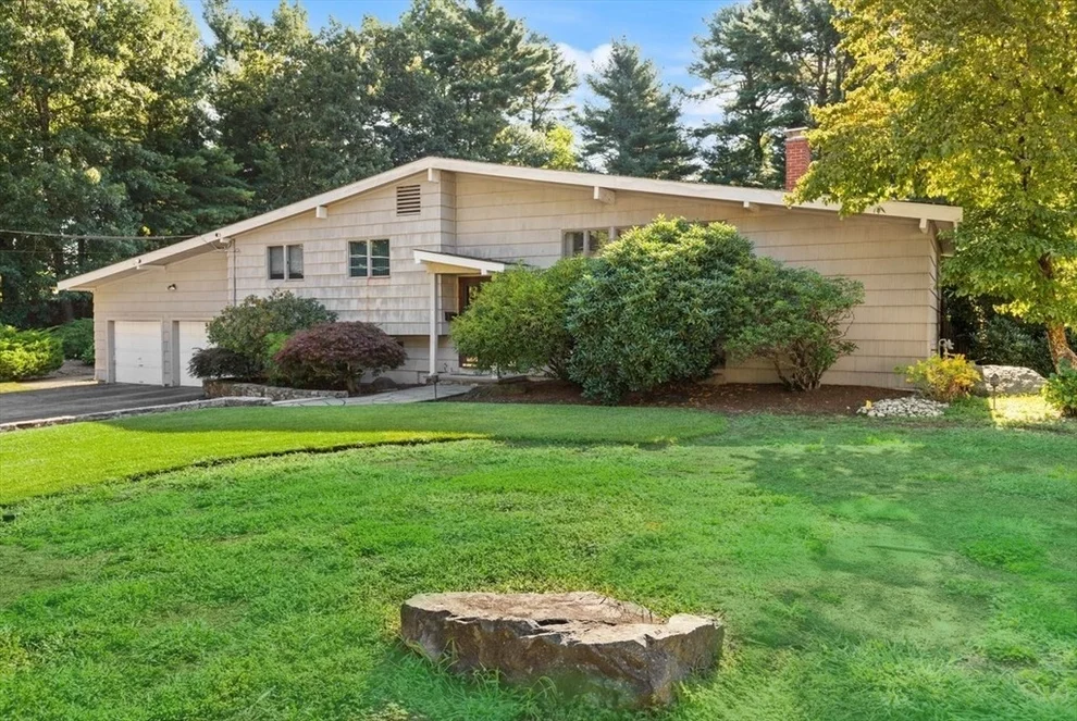Unit for sale at 18 Jefferson Ave, Sharon, MA 02067