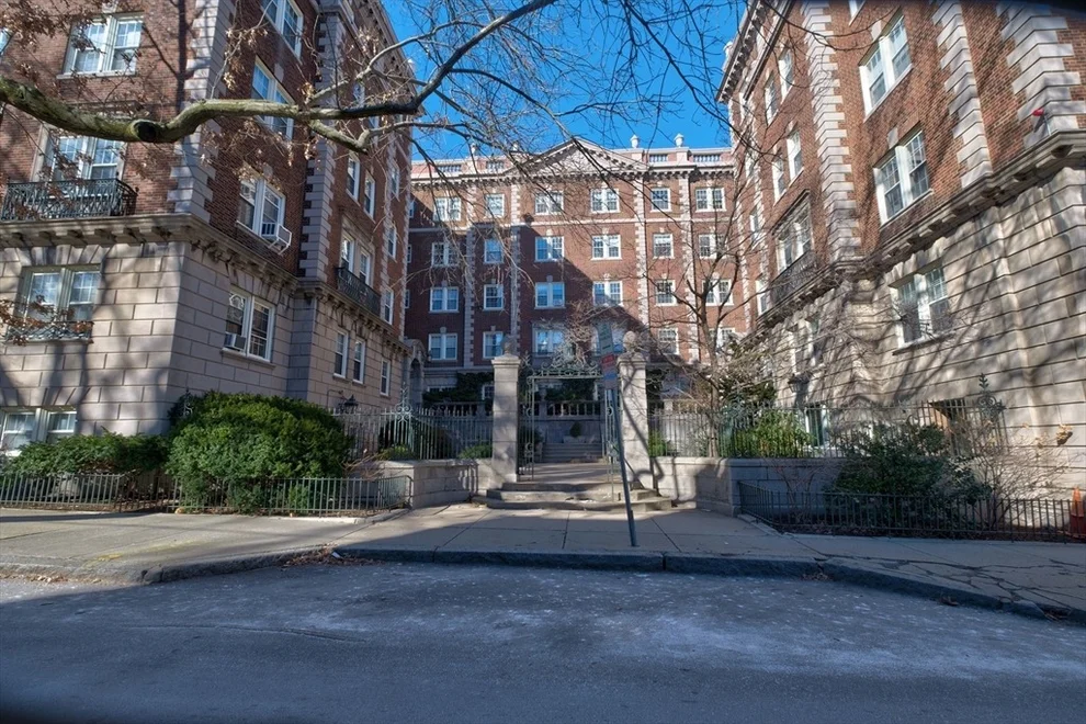 Unit for sale at 7 Arlington Street, Cambridge, MA 02140