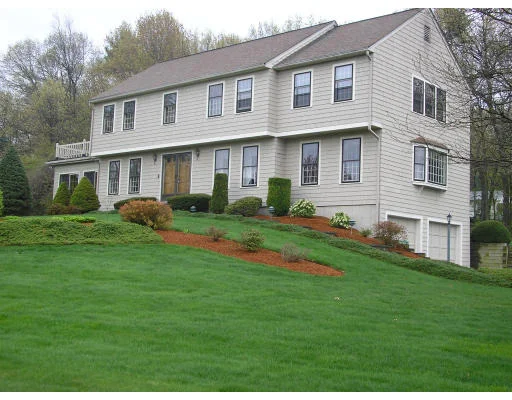 Unit for sale at 8 Sturbridge Dr, Chelmsford, MA 01824