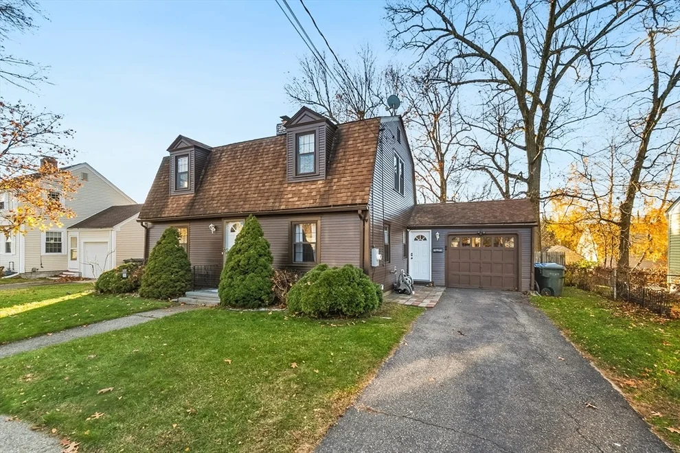 Unit for sale at 74 Oregon St, Springfield, MA 01118