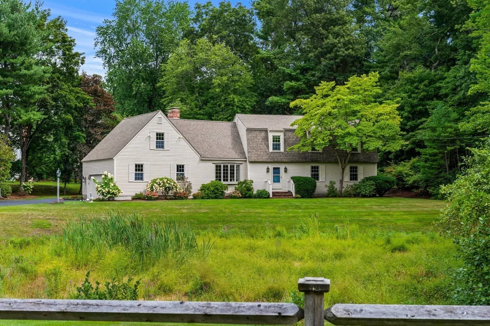 Unit for sale at 1 Homestead Circle, Andover, MA 01810