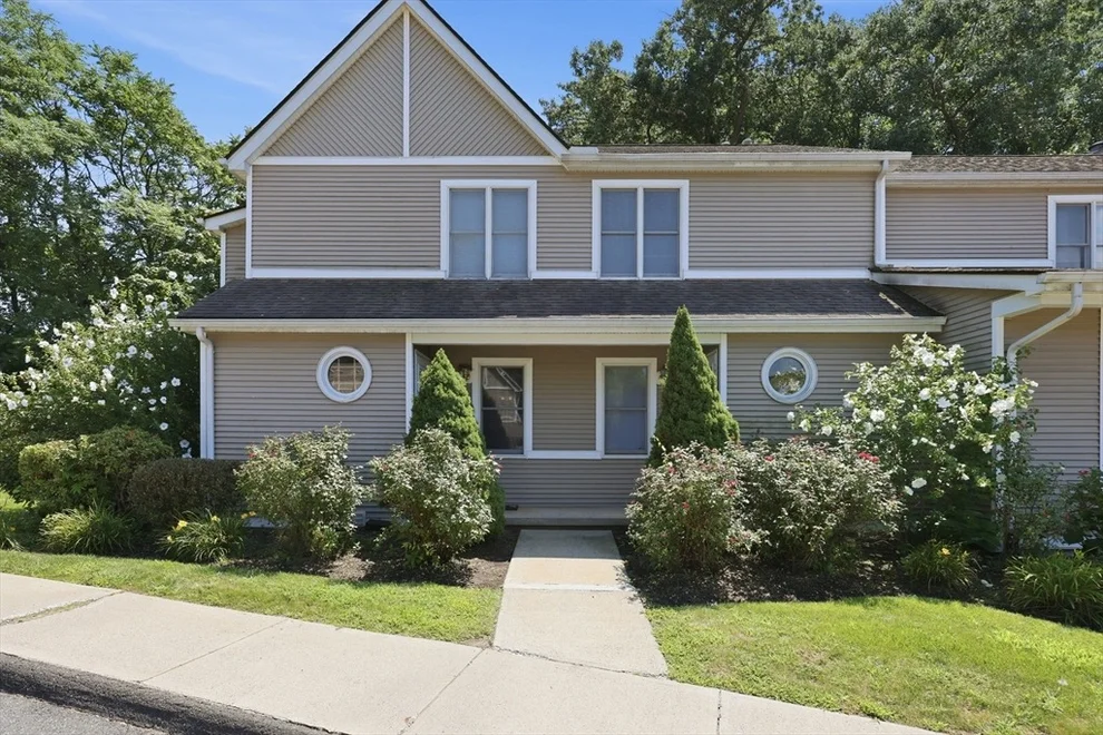 Unit for sale at 61 Abbey Memorial Dr, Chicopee, MA 01020