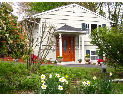 Unit for sale at 32 Botsford, Newton, MA 02467