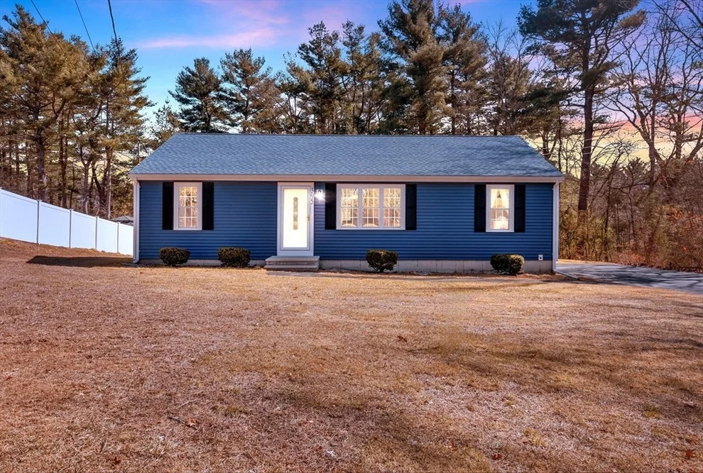 Unit for sale at 395 Hayward St, Bridgewater, MA 02324