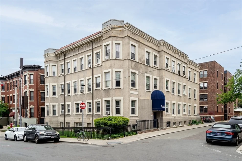 Unit for sale at 5 Spofford Rd, Boston, MA 02134