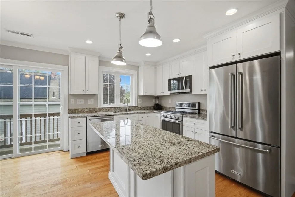 Unit for sale at 205 Bishop St, Framingham, MA 01702