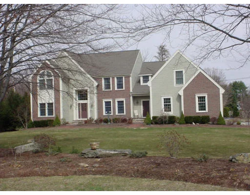 Unit for sale at 10 Stillmeadow Way, Framingham, MA 01702