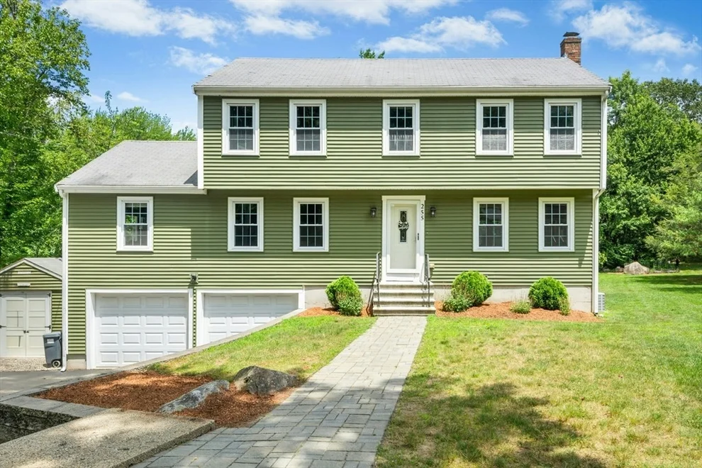 Unit for sale at 255 Congress, Milford, MA 01757