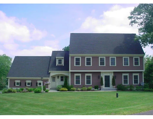 Unit for sale at 2 Coach House Road, Grafton, MA 01536