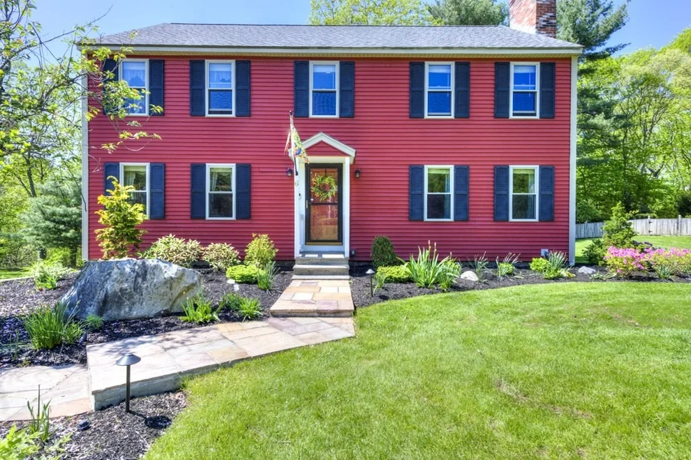 Unit for sale at 6 Candlewood Way, Shrewsbury, MA 01545