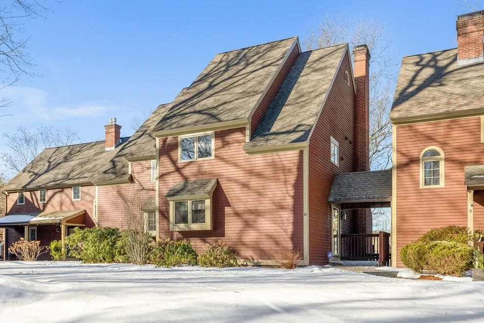 Unit for sale at 10 Bixby Lane, Westford, MA 01886