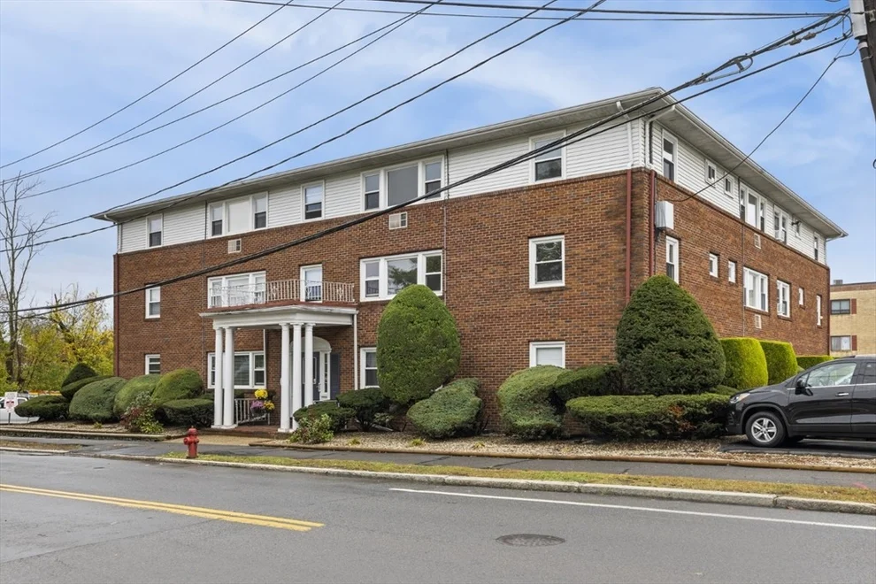 Unit for sale at 100 Magnolia Avenue, Lynn, MA 01904