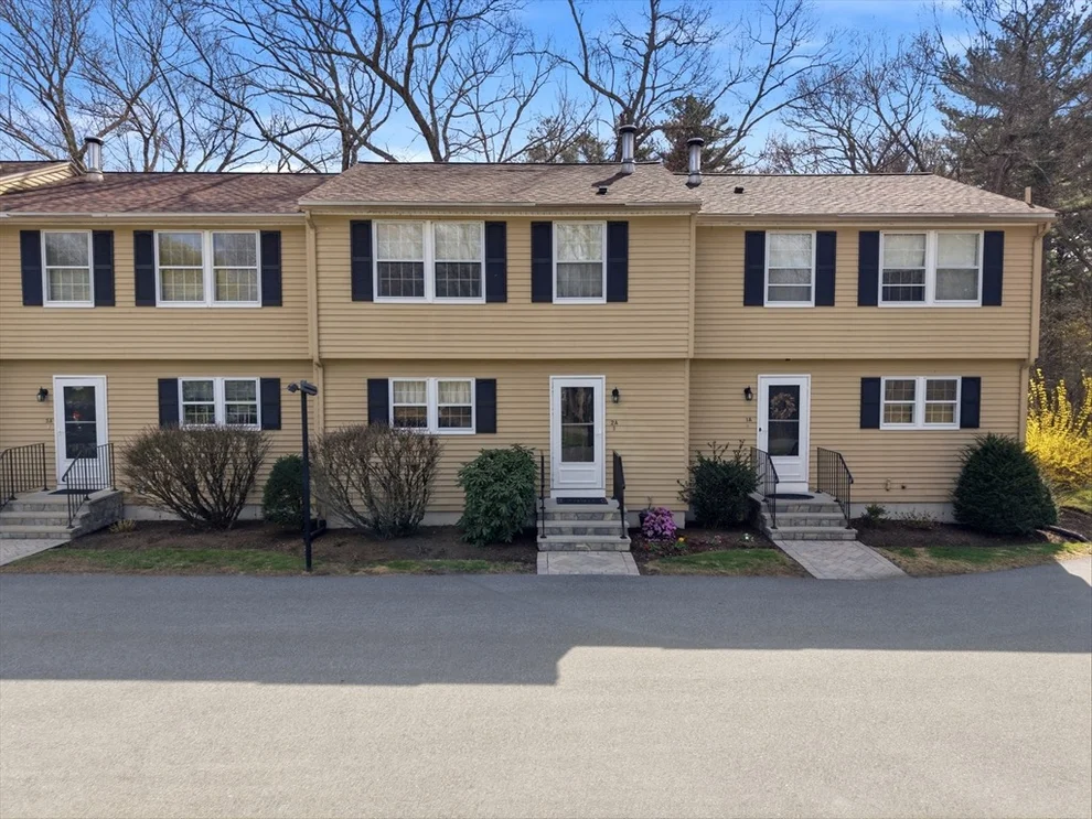 Unit for sale at 20 1/2 Webb St, Middleton, MA 01949
