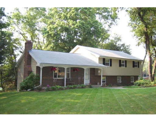 Unit for sale at 375 Lincoln Street, Lexington, MA 02421