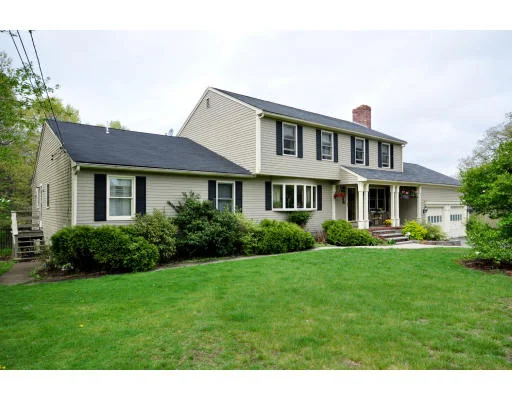 Unit for sale at 12 Mellen Street, Hopedale, MA 01747