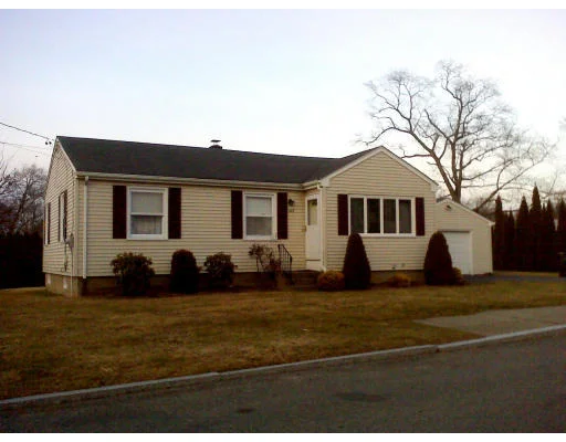 Unit for sale at 326 Bullock St, Fall River, MA 02720