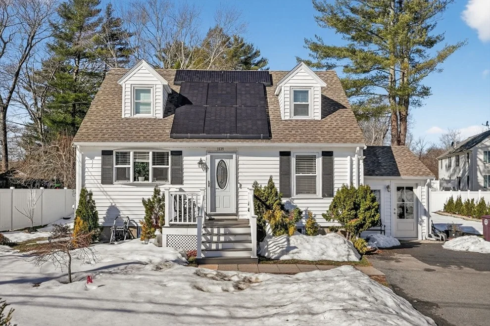 Unit for sale at 1639 Main St, Weymouth, MA 02190