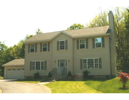 Unit for sale at 88 Ridge Rd, Northborough, MA 01532