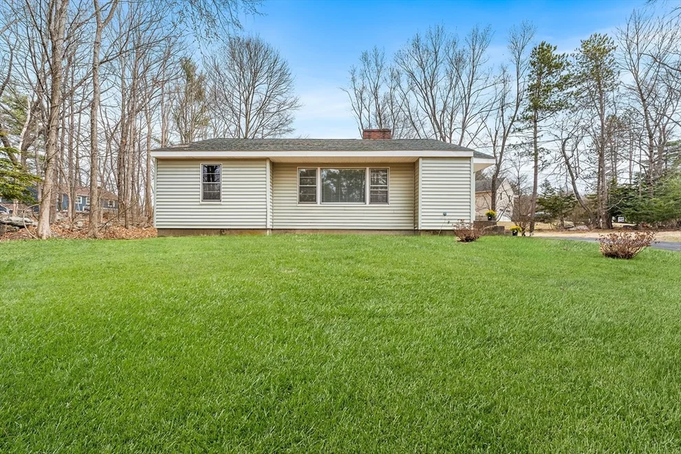 Unit for sale at 115 Prospect St, Acton, MA 01720