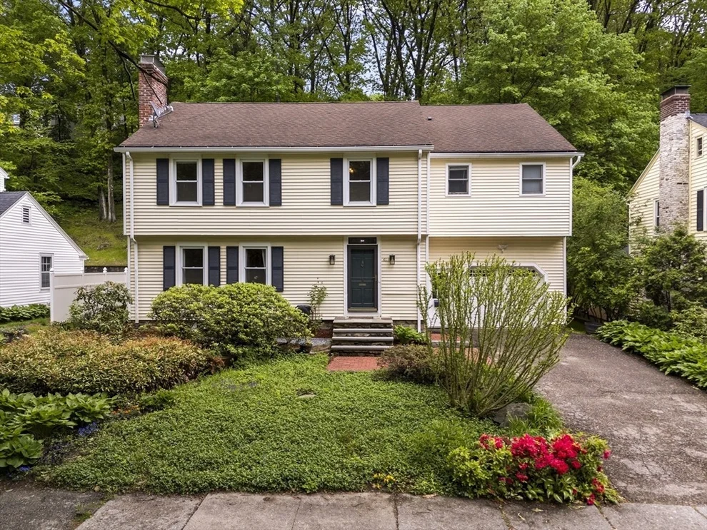 Unit for sale at 41 S Flagg St, Worcester, MA 01602
