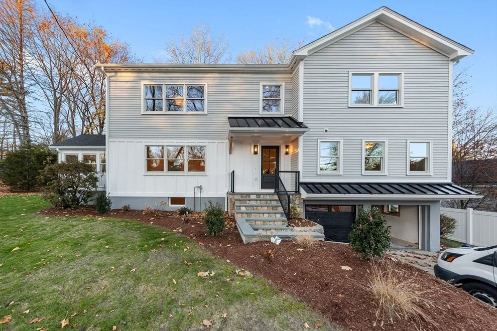 Unit for sale at 9 S Gateway, Winchester, MA 01890