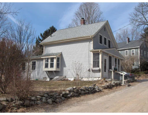 Unit for sale at 6 Carver Hill Rd, Natick, MA 01760