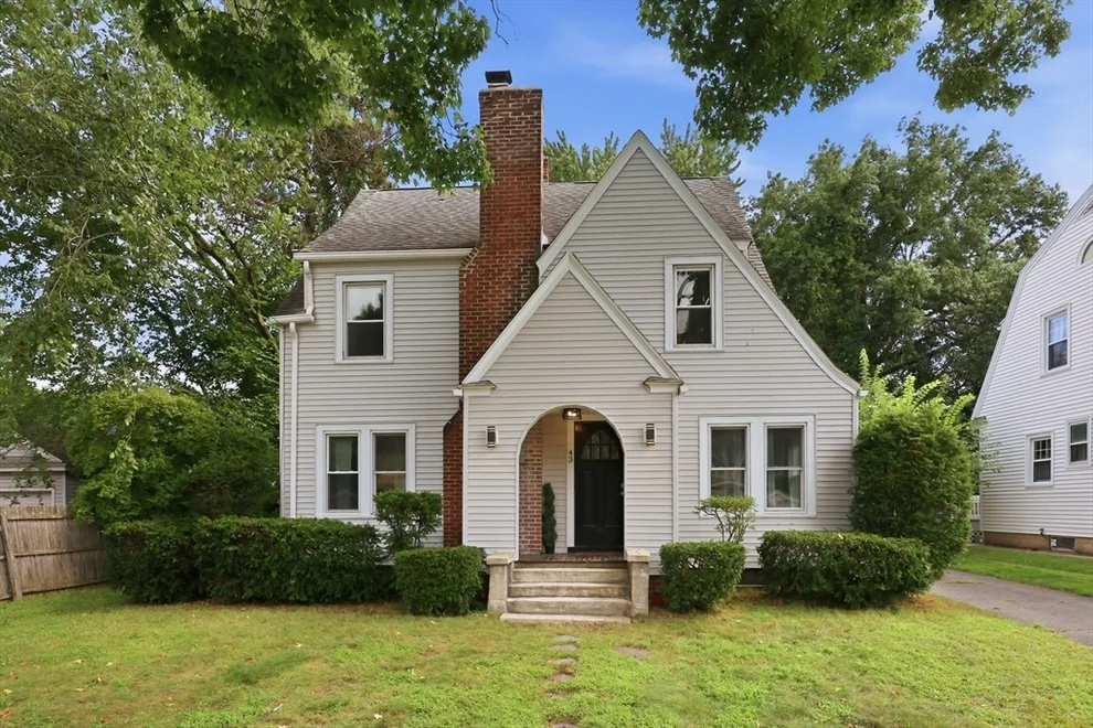 Unit for sale at 43 Eddywood St, Springfield, MA 01118