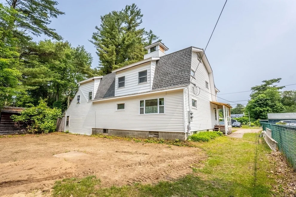 Unit for sale at 70 Quaboag St, Brookfield, MA 01506