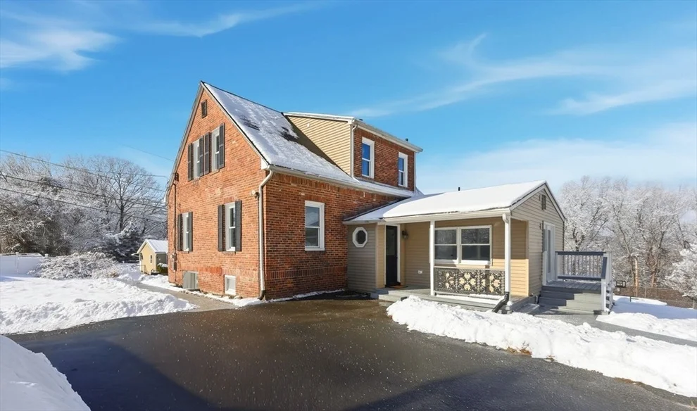 Unit for sale at 88 Newell St, Chicopee, MA 01013