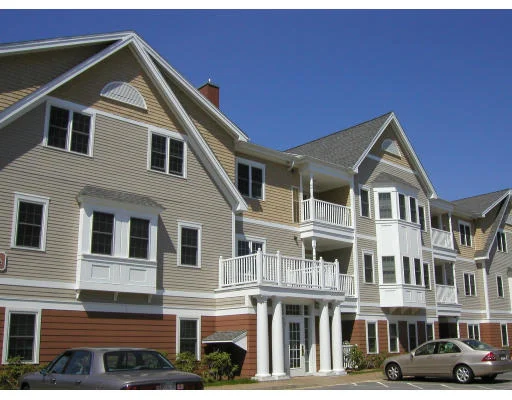 Unit for sale at 210 Chickering Rd, North Andover, MA 01845
