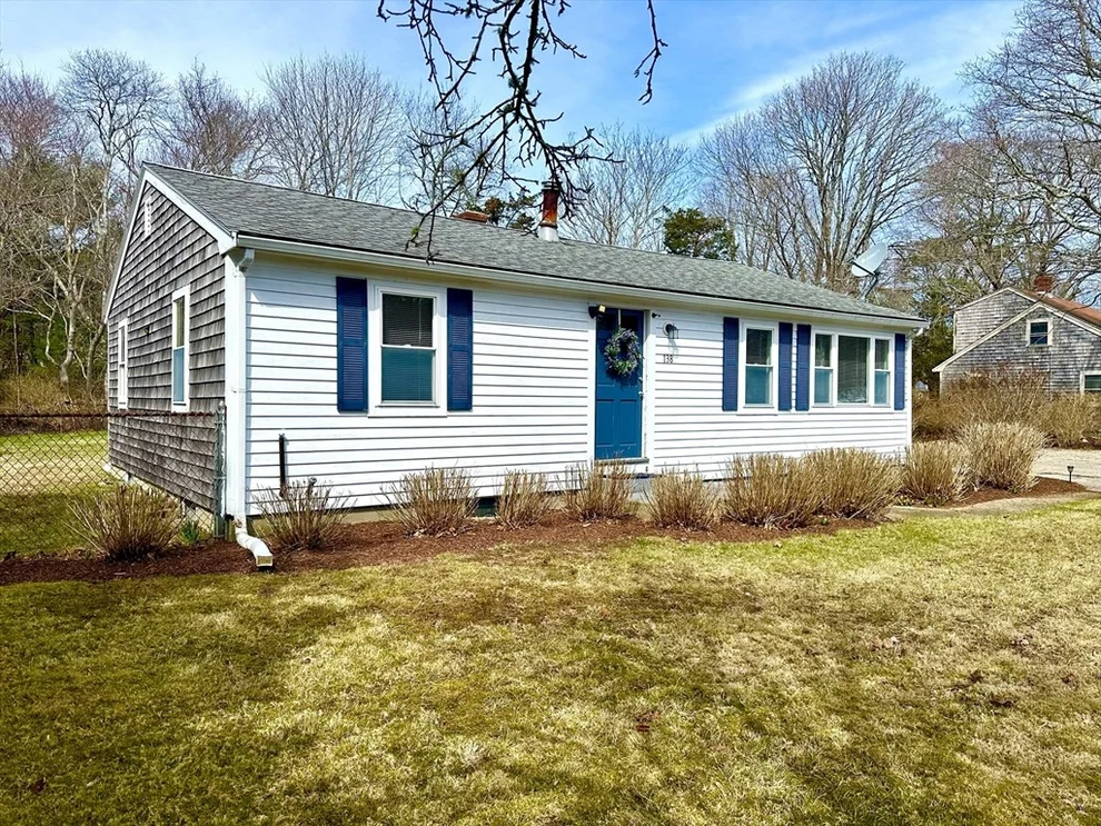 Unit for sale at 138 Homestead Ln, Falmouth, MA 02536