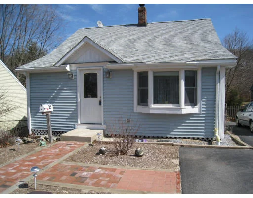 Unit for sale at 35 Emerson Street, Weymouth, MA 02189