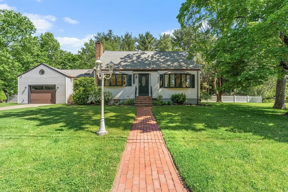Unit for sale at 3 Barbara Ave, Wilmington, MA 01887