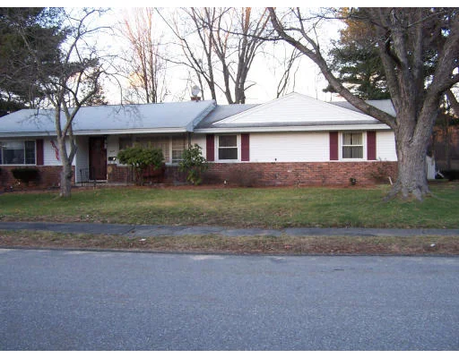 Unit for sale at 7 Glen Drive, Peabody, MA 01960