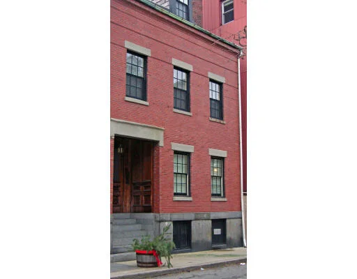 Unit for sale at 13 Mount Vernon St, Boston, MA 02129