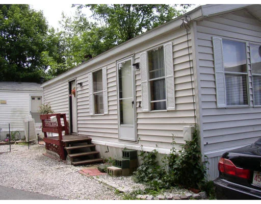 Unit for sale at 170 Rockland St, Hingham, MA 02043