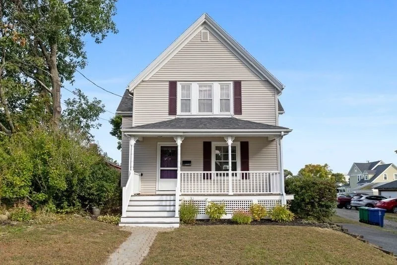 Unit for sale at 11 Sweetser Ave, Reading, MA 01867