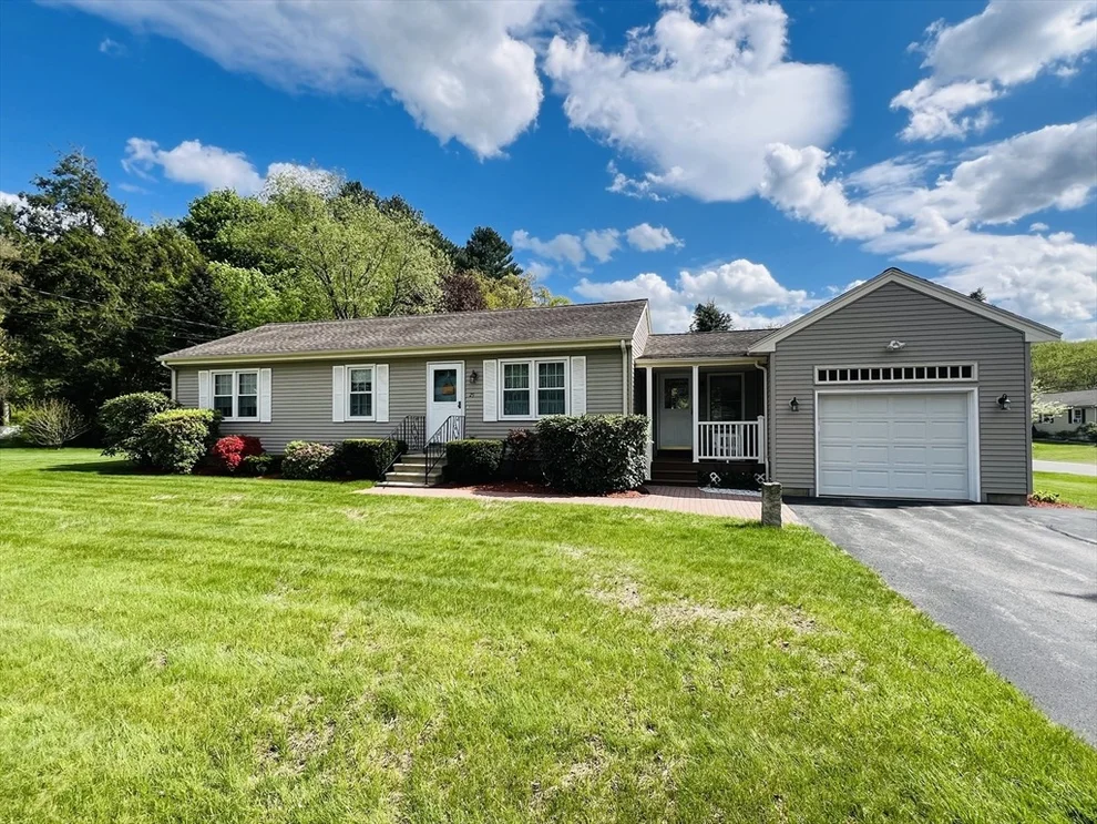 Unit for sale at 29 Fairlawn St, Grafton, MA 01536