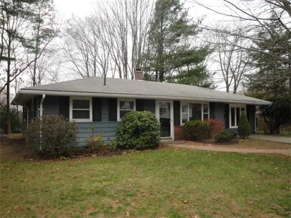 Unit for sale at 934 N Quincy St, Brockton, MA 02302