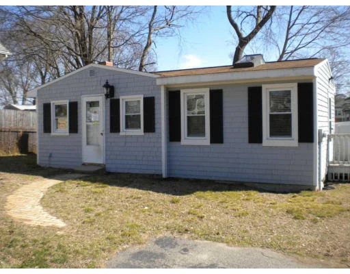 Unit for sale at 48 Sunnyslope Ave, Swansea, MA 02777