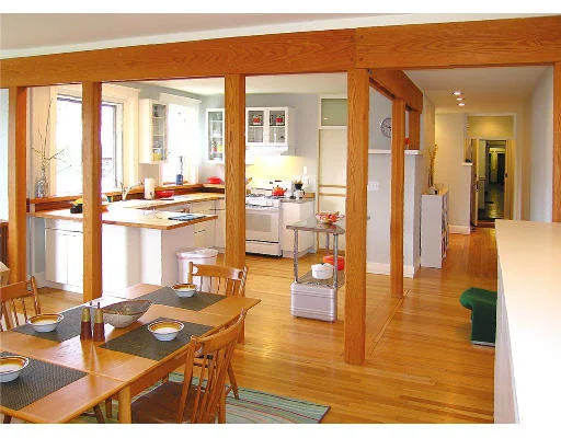 Unit for sale at 43 Linnaean, Cambridge, MA 02138