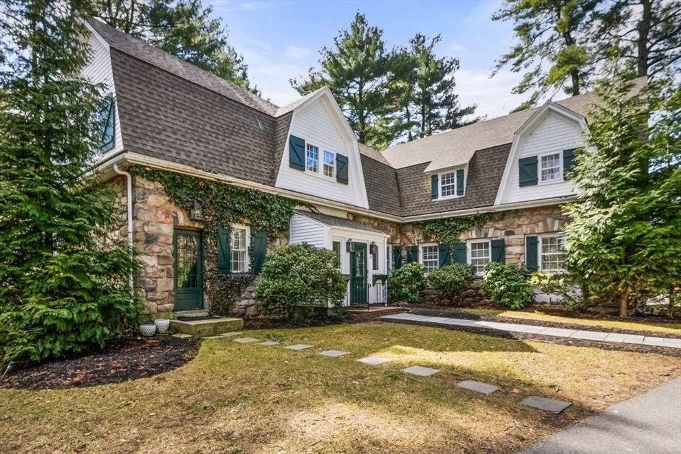 Unit for sale at 25 Longmeadow Road, Wellesley, MA 02482