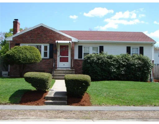 Unit for sale at 36 Hillcrest Rd, Norwood, MA 02062