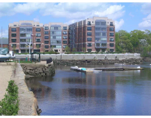 Unit for sale at 88 Wharf St, Milton, MA 02186