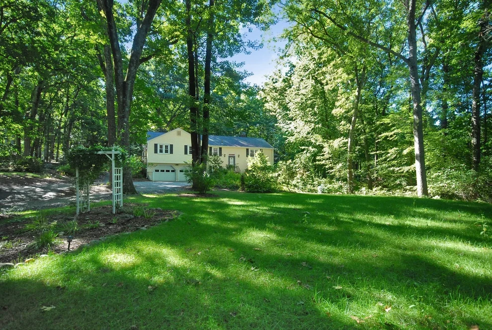 Unit for sale at 320 Russell Street, Carlisle, MA 01741