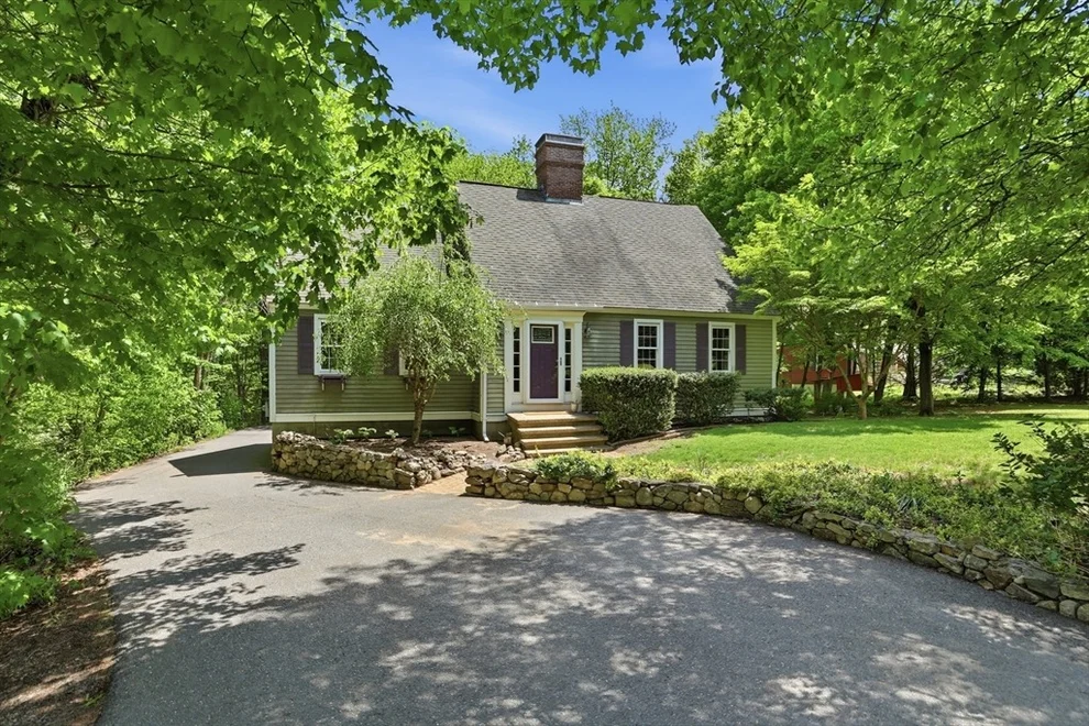 Unit for sale at 123 Sugar Rd, Bolton, MA 01740