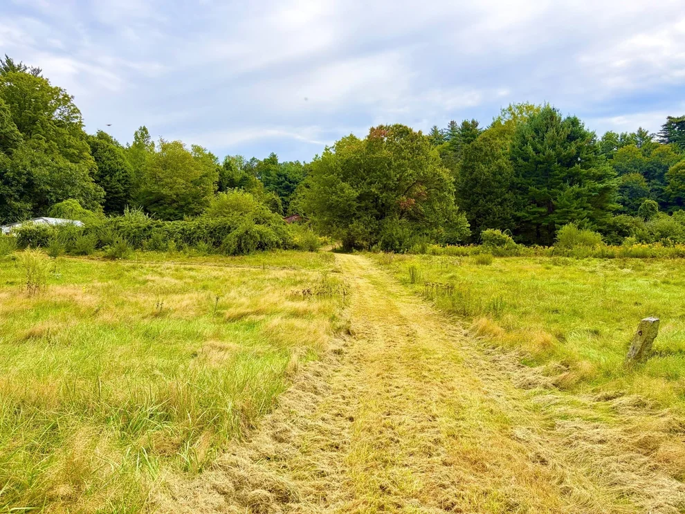 Unit for sale at 275 Silver St, Monson, MA 01057